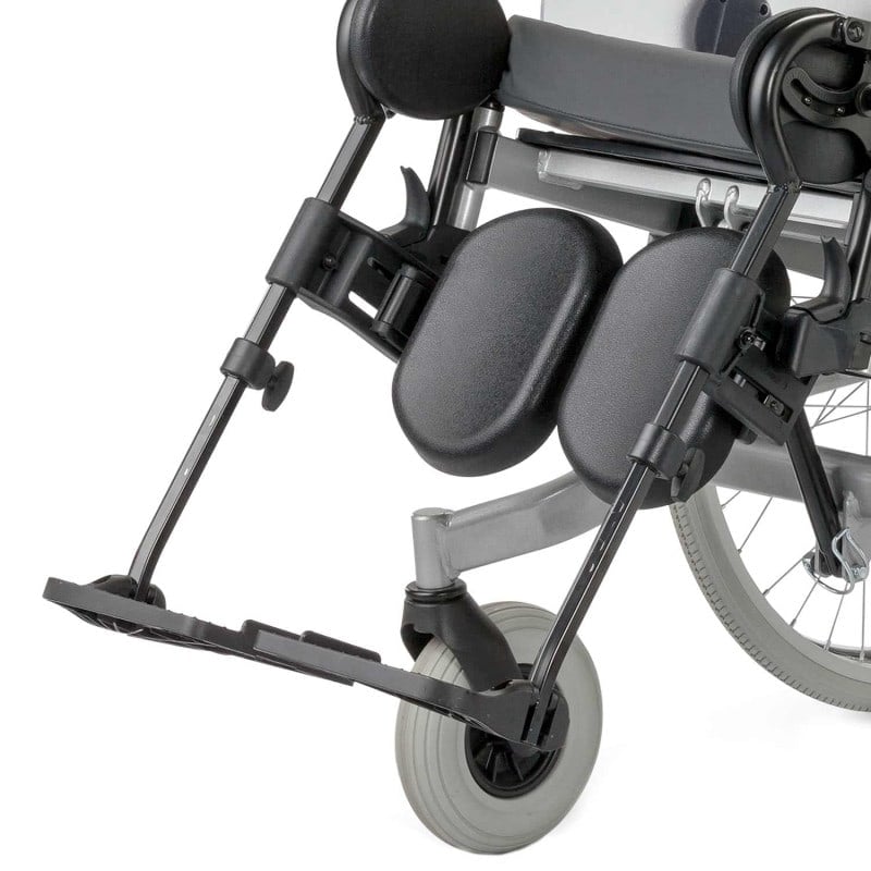 Solero Light 9.072 Multifunctional Wheelchair