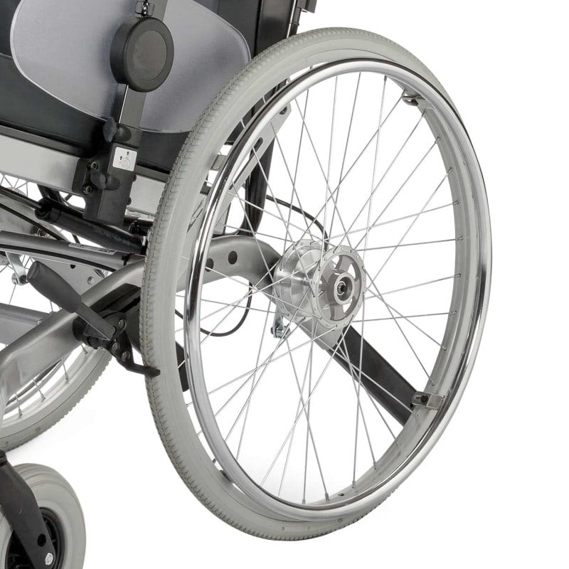 Solero Light 9.072 Multifunctional Wheelchair