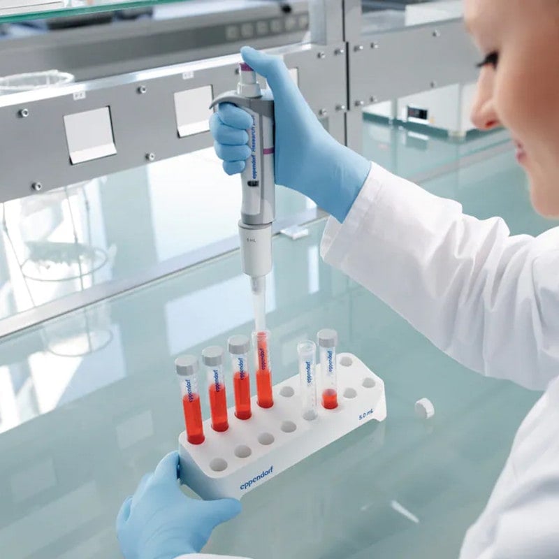 epT.I.P.S.® Reloads (Eppendorf Quality™) 50 - 1,250 µL L, 103 mm, dark green