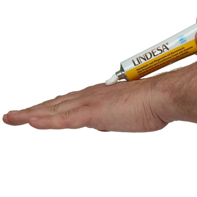 Lindesa with Beeswax