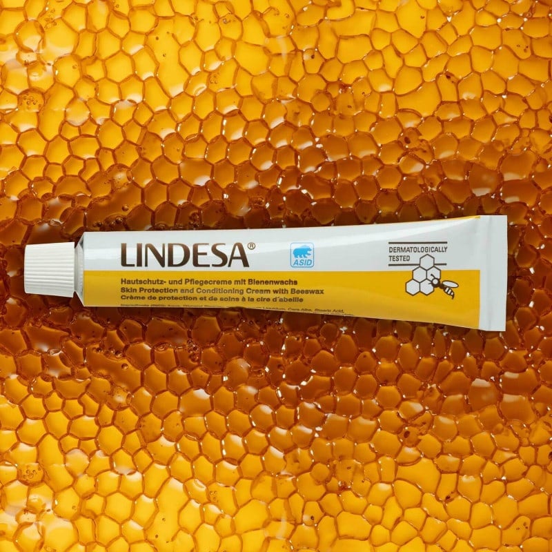 Lindesa with Beeswax