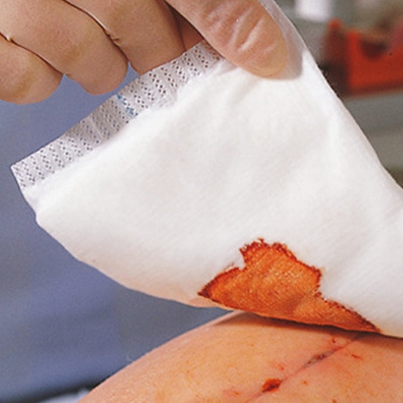 Zetuvit Non-Sterile Absorbent Compresses 20 x 40 cm