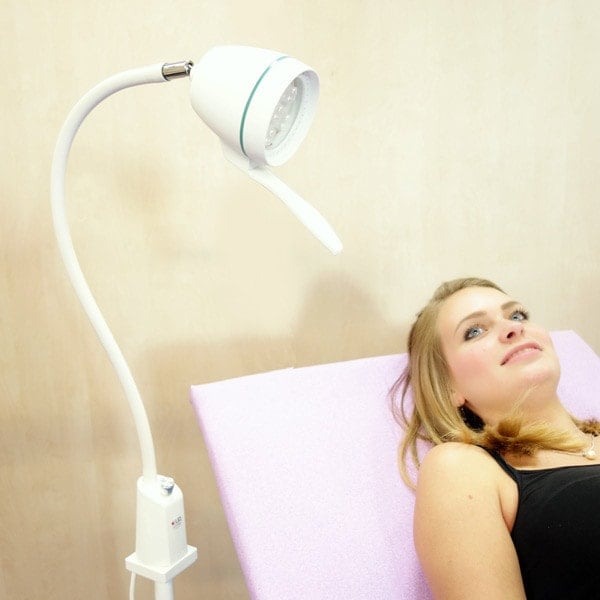 Hepta 7-Watt LED Examination Lamp with wall bracket | white