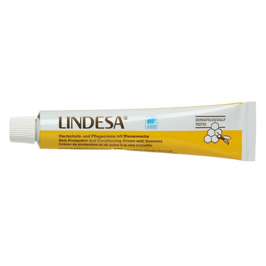 Lindesa with Beeswax